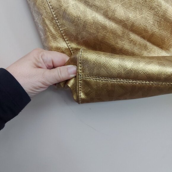 Michael Michael Kors gold signature tote curved shoulder bag - Picture 5 of 11